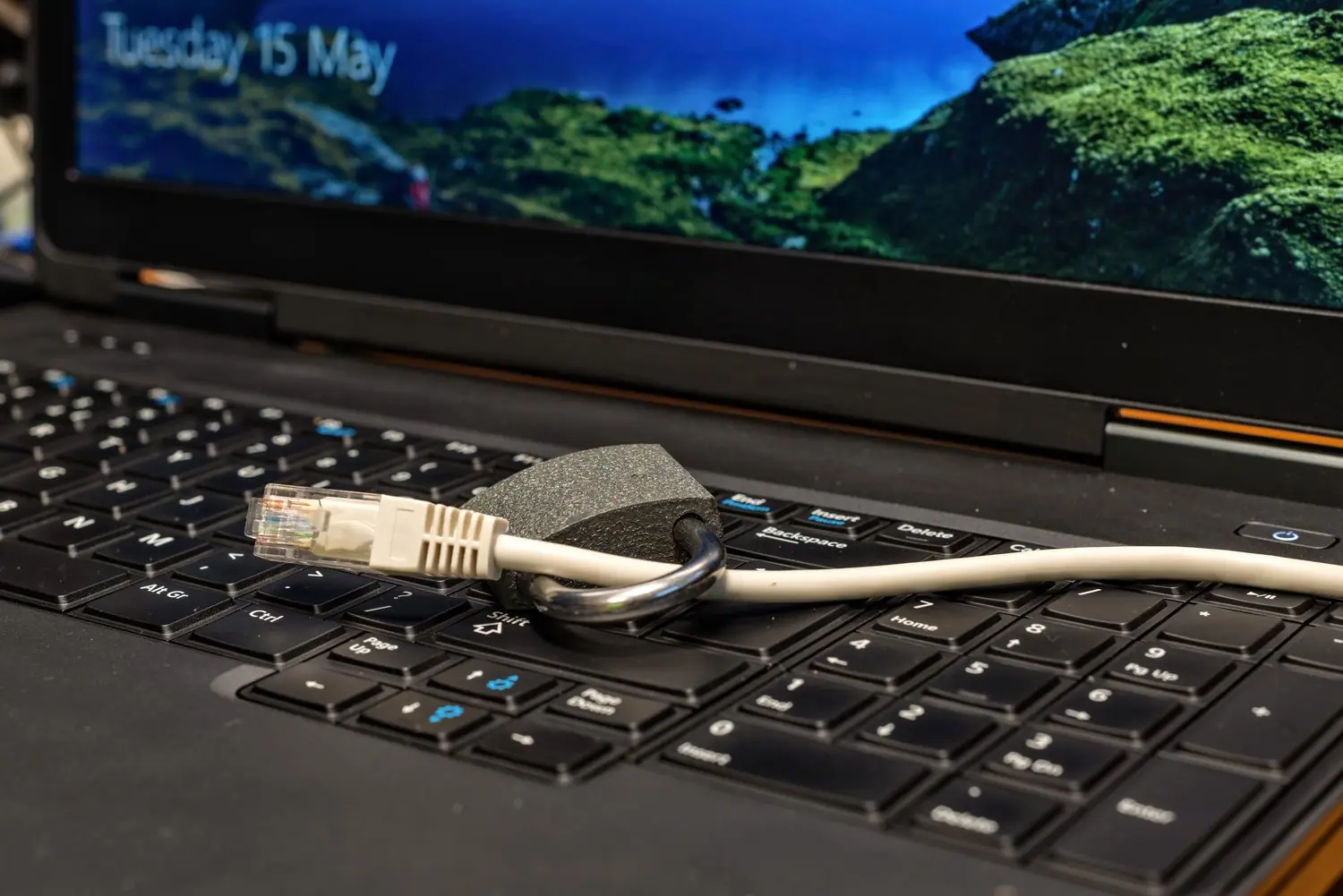 Optymalizacja pamięci podręcznej w laptopie