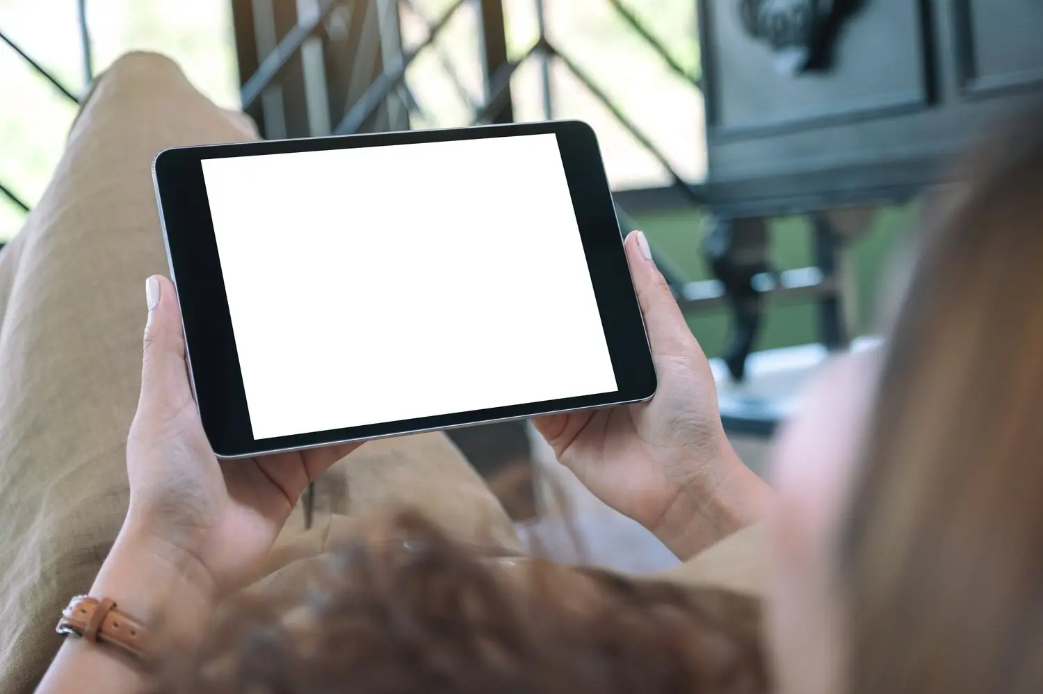 Jak skonfigurować tablet jako centrum multimedialne w domu